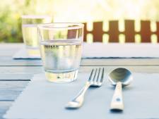 Waarom een glas water in een restaurant of op een terras vaak niet gratis is