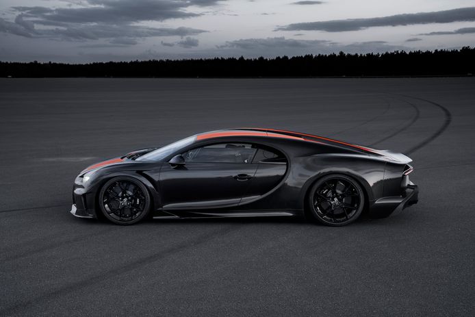 De record-auto van Bugatti.
