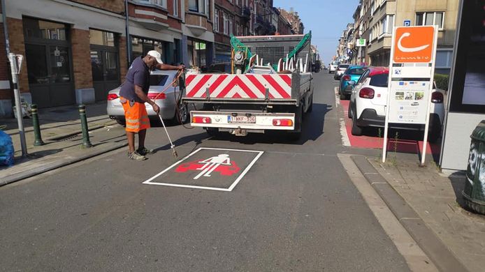 Les marquages et les panneaux sont en cours de placement.