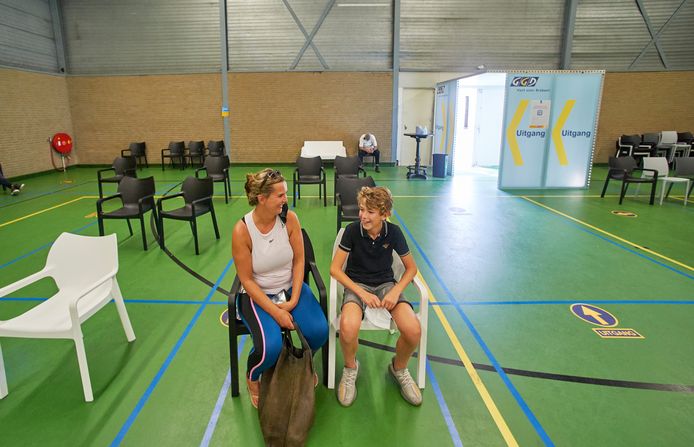 Julian Pennings uit Rosmalen was op 8 september de laatste persoon die in het sportcentrum van Berghem een coronaprik kreeg.