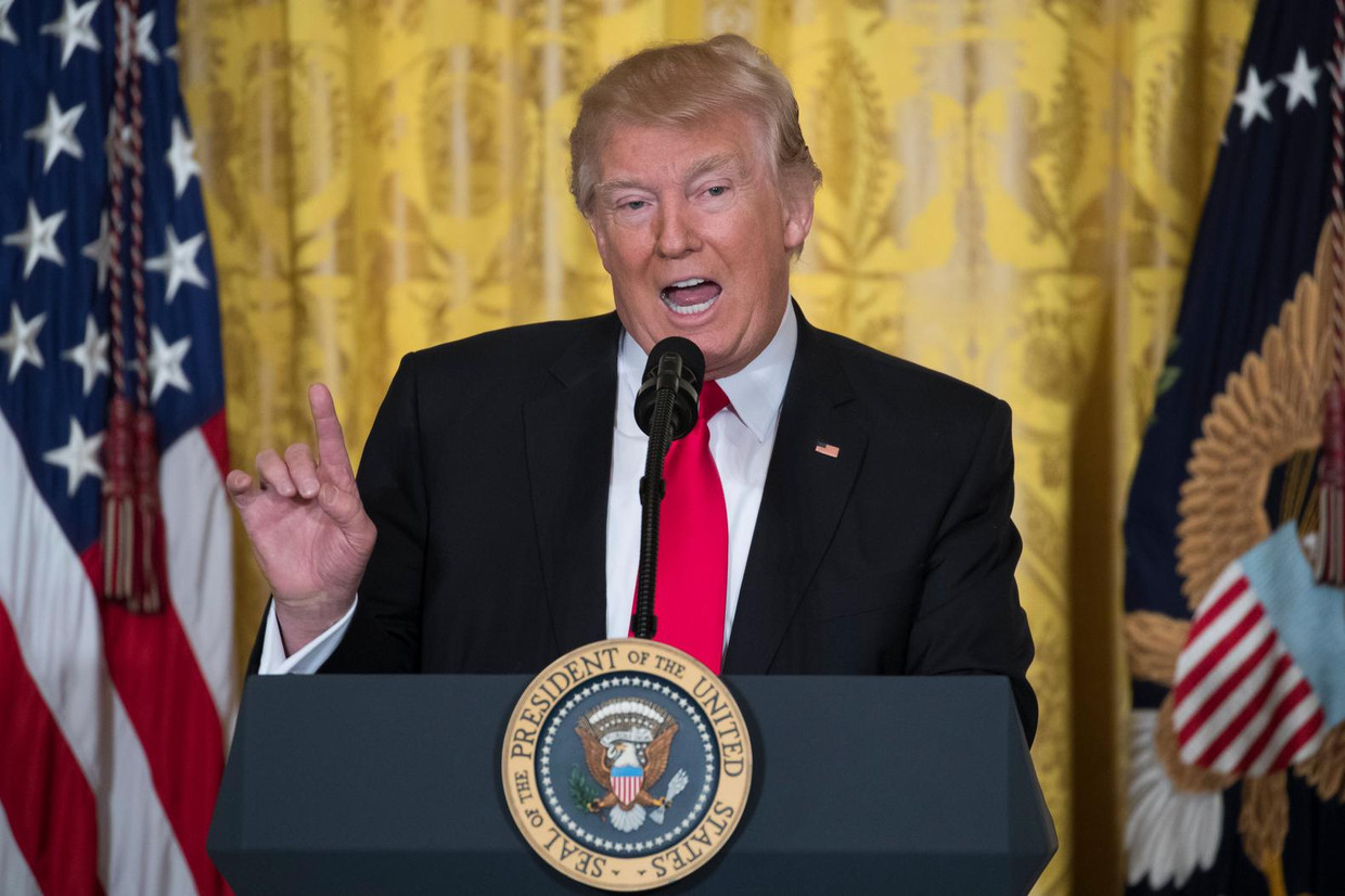 Donald Trump tijdens de persconferentie in het Witte Huis, donderdag. Beeld epa