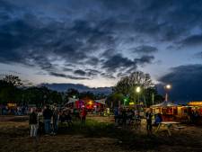 Ondanks regen en kou toch ruim 10.000 bezoekers op het Brabantse Wal Festival: ‘Alleen maar blije mensen’