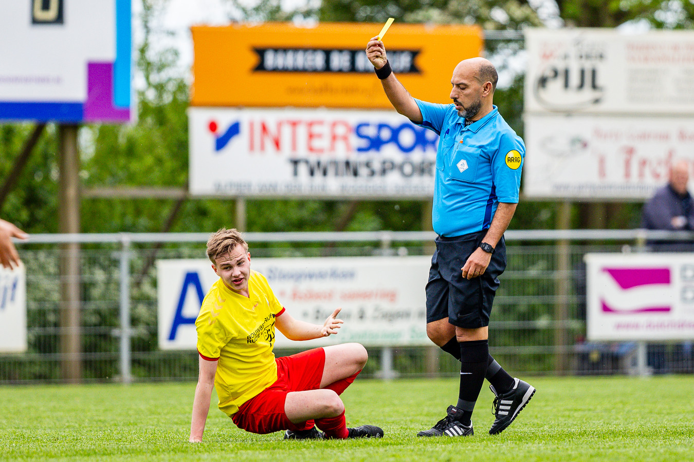 ROCKIA Rode gele kaarten - voetbal strafkaart voetbal scheidsrechter kaart - professionele voetbal rode en gele kaart multifunctionele sport scheidsrechter kaart set voor sport competitie