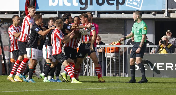 De wedstrijd tussen Sparta Rotterdam en NEC eerder dit seizoen stond bol van de opstootjes.