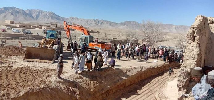 Haidar, de 9-jarige jongen die in Afghanistan in een put was gevallen, is overleden. Reddingswerkers probeerden de jongen te redden, naar nu blijkt tevergeefs.