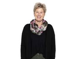 Esther (56): “Ik zou graag wat meer een wow-vrouw willen zijn”