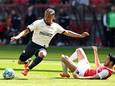Xavi Simons scoorde twee keer in het duel met AZ.