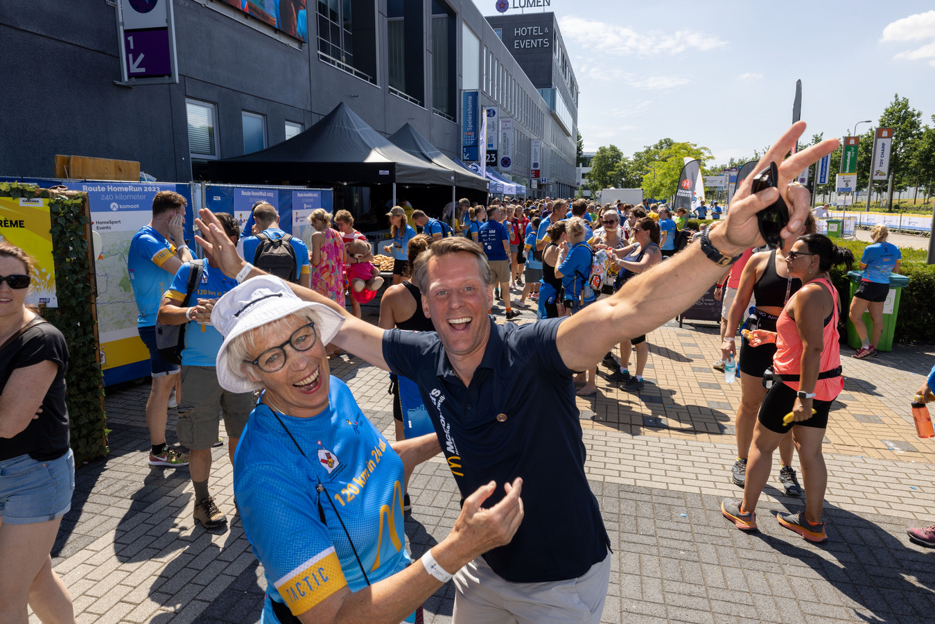 24-uur-fietsen-lopen-en-wandelen-rond-zwolle-meer-dan-miljoen-euro