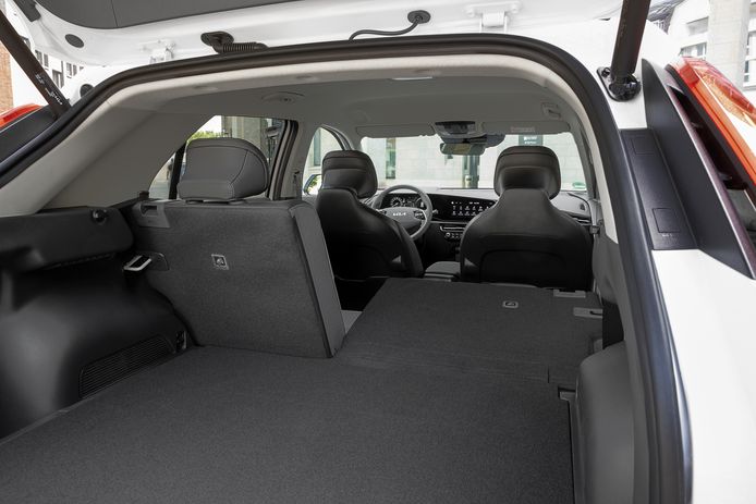 Thanks to the plat weggewerkte accupakket, the Niro EV has the largest bagage space.