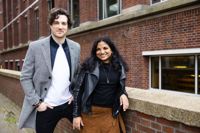 Oprichters van Brxs Filip Nuytemans en Amrita Ramsaransing.