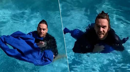 Kleren omtoveren tot zwemvesten: ex-marinier Robin toont hoe het moet