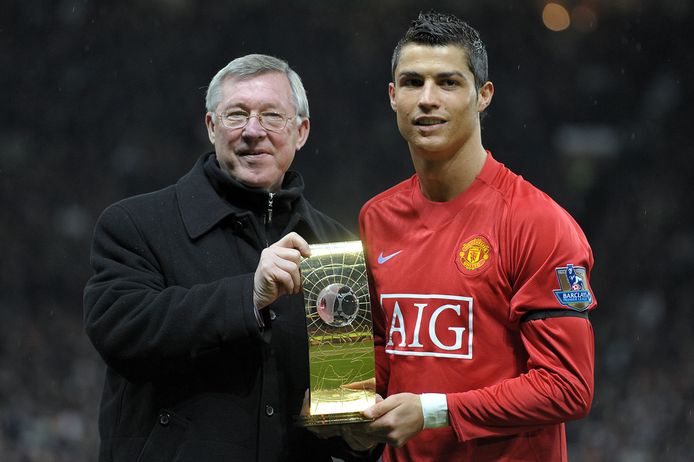 Cristiano Ronaldo naast ‘voetbalvader’ Alex Ferguson.