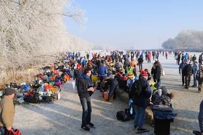 De dag dat duizenden schaatsers de Biesbosch overspoelden: ‘We hadden geen idee waar we aan begonnen