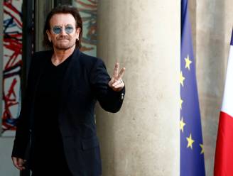 Bono en Macron zitten samen over ontwikkelingshulp aan Afrika