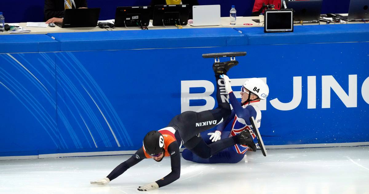 Sjinkie Knegt krijgt straf en kent opnieuw teleurstelling in Peking Schaatsen AD.nl