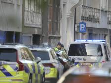 Un immeuble à appartements touché par une bombe incendiaire à Anvers
