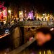 Amsterdam verbiedt rondleidingen op de Wallen
