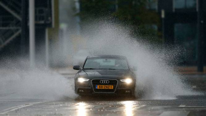 Porsche-drama: dit zijn de dodelijke gevaren van aquaplaning en zo voorkom je het