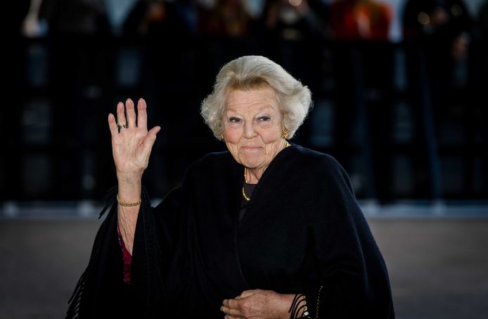 10 Jaar Na Abdicatie: Wat Weet Jij Van Prinses Beatrix? | Binnenland |  Tubantia.Nl