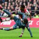 Feyenoord zet forse stap richting titel na verdiende zege bij Ajax (2-3)