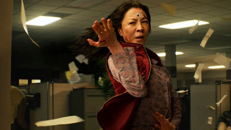 Michelle Yeoh in 'Everything Everywhere All at Once'. Beeld AP