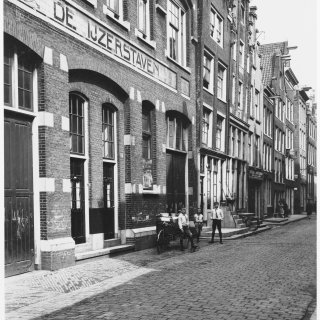 The Iron Bars on Bickerseiland: the history of the impressive iron trade