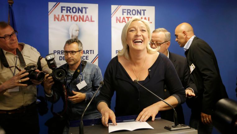 Front National-voorvrouw Marine Le Pen is blij met de uitslag van de verkiezingen. Beeld REUTERS
