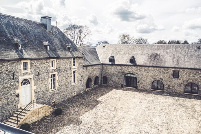 Cour intérieure du Château Grandvoir.