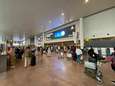 Politie houdt vrijdag stiptheidsactie op luchthaven, lange wachtrijen bij reizigers gevreesd