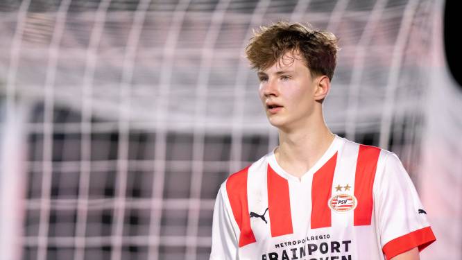 Waarom de 18-jarige zoon van de trainer van Sparta Praag nu straalt bij de PSV-beloften