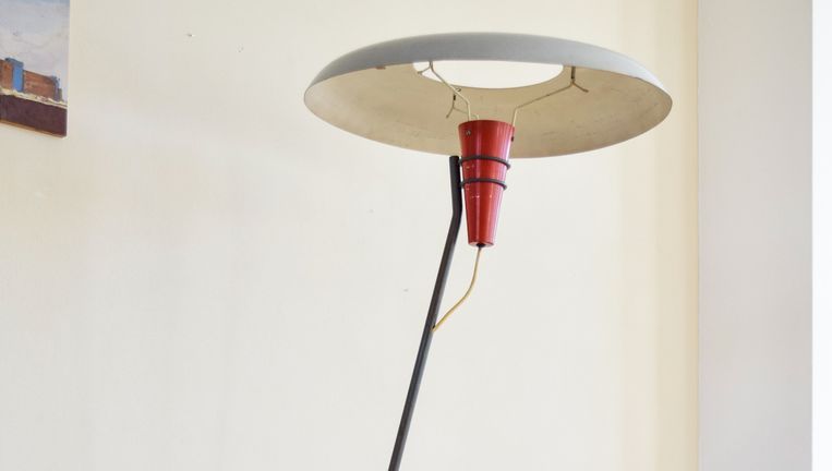 Hertogin Geruïneerd voorstel Onderwerper Philips-logo ontwierp ook deze lamp | De Volkskrant