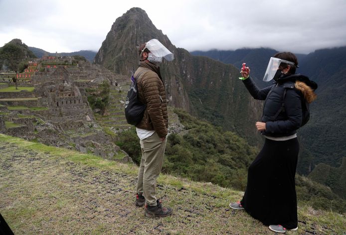 Toeristen bij Machu Picchu in Peru in november 2020.