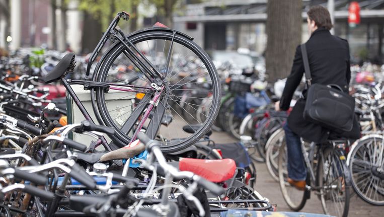 Amsterdam is de meest fietsvriendelijke stad van de wereld, stelt het gemeentebestuur, en dat moet zo blijven. Beeld anp