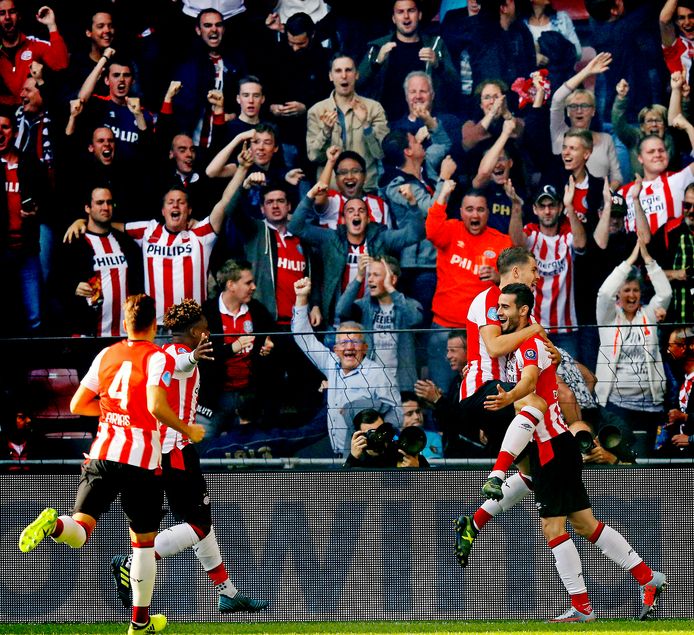 PSV won vorig jaar thuis in de eredivisie van Feyenoord, met 1-0.