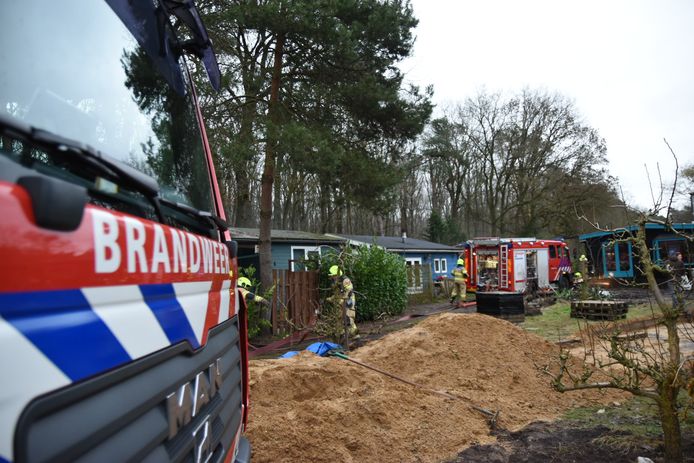 De uitgebrande chalet in Arnhem
