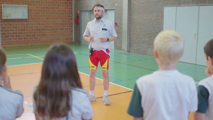 5. De Funny Cupcakes Tour - aflevering 5: Vince bootcamp