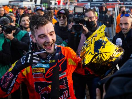 Jeffrey Herlings pakt ‘moeilijkste wereldtitel’ ooit: ‘Hier zal het nog 50 jaar over gaan’