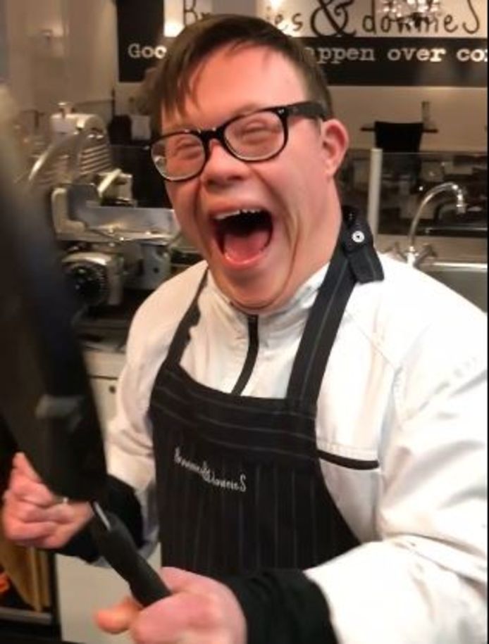 Pannenkoekkoning Robbin uit Tiel gaat viraal Tiel gelderlander.nl