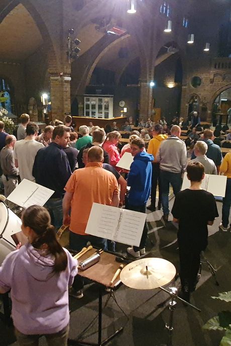 Klup Over-Betuwe komt bijeen in Zandsekerk en Koningsspelen in Zetten groot succes