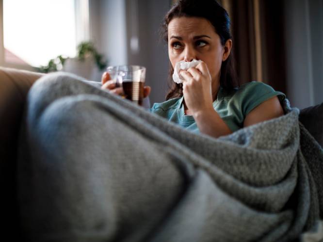 VIRUSTEST. Opgestaan met plotse koorts of een verstopte neus? Wat is de kans dat je besmet bent met corona? Al 350.000 mensen deden de test