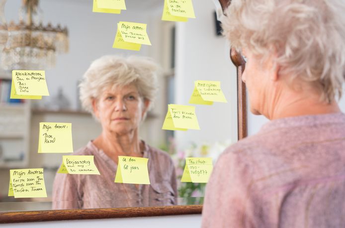 Mensen die lijden aan dementie zijn volgens de wet wilsonbekwaam; zelfs met een voorafgaande wilsbeschikking is euthanasie niet mogelijk.