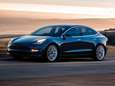 "Grote gebreken" bij Tesla Model 3: te lange remafstand, te harde vering en gierende wind op de snelweg