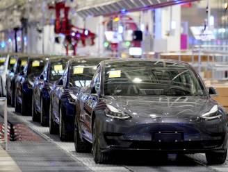 Tesla roept in China 128.000 wagens terug wegens gevaar voor botsing