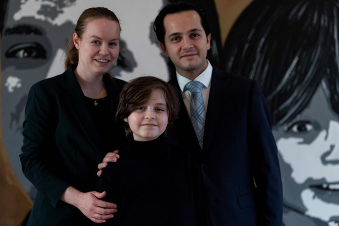 Het Belgische hoogbegaafde kind Laurent Simons en zijn ouders Lydia and Alexander.
