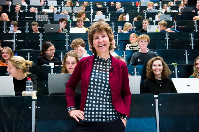 Tanja van der Lippe, hoogleraar sociologie aan de Universiteit van Utrecht, kreeg afgelopen jaar de Stevinpremie voor haar onderzoek.