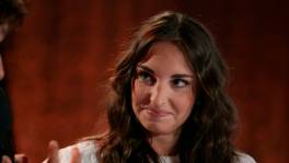 Laura trok als 17-jarige zonder entourage naar Eurosong