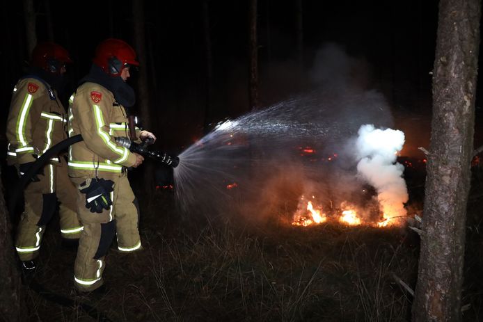 Le feu a été maîtrisé vers 3 heures du matin.