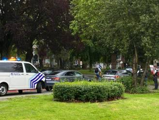 Bestuurder klemgereden na achtervolging in Kortrijk: “37-jarige werd betrapt met gsm achter stuur”