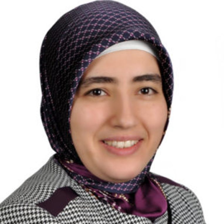 Selma Ablak, voorzitter vrouwenplatform. Beeld *