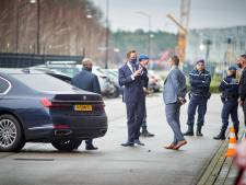 Minister De Jonge onder de indruk bij werkbezoek aan Movianto, de Osse spil in opslag coronavaccin